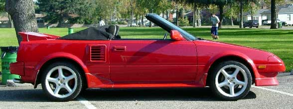 The 1986-1987 Toyota MR2 convertible